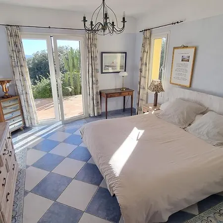 Haut De Plein Sud Vue Mer Vakantiehuis *