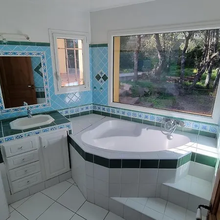 Vakantiehuis Haut De Plein Sud Vue Mer *